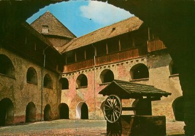 Sisak - Stari grad - unutrašnje dvorište