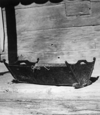 Krapje (Jasenovac) - „Zipka“ - kolijevka načinjena iz hrasto