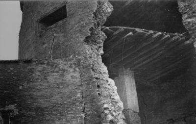 Sisak - Stari grad - Detalj: zapadna kula - srednji dio ošte