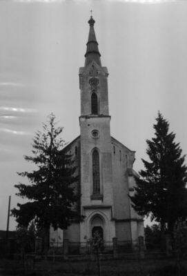 Voloder (Popovača) - Župna crkva sv. Antuna Padovanskog iz 1