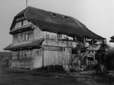 Krapje (Jasenovac) - Kuća kbr. 16, pogled na zabatno i uzduž