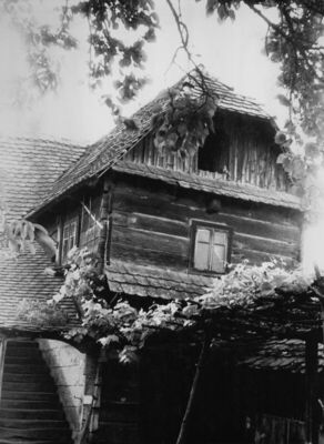 Gušće (Sisak) - Zabatno pročelje kuće kbr. 128; vlasnik Stje