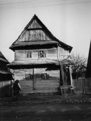 Krapje (Jasenovac) - Kuća kbr. 14, zabatno pročelje