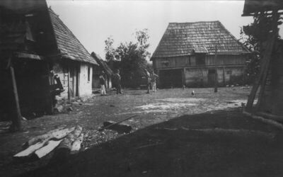 Mečenčani (Donji Kukuruzari) - Kuće, seljačke, drvene, s oku