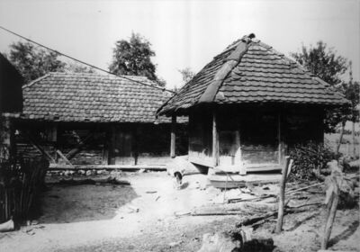 Kotarani (Dvor na Uni) - Okućnica Julke Babić