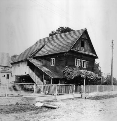 Krivaj Sunjski (Sunja) - Drvena katnica kbr. 19