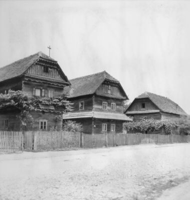 Greda Sunjska (Sunja) - Drvene katnice kbr. 49, 51 i 53 sa s