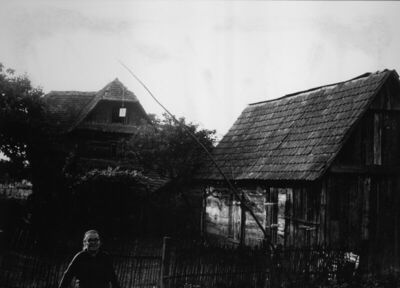 Gušće (Sisak) - Dvorište kbr. 128 zabatno pročelje katnice, 