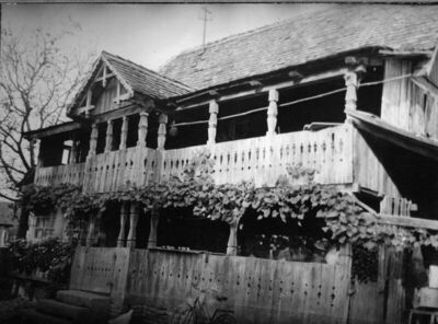 Osekovo (Popovača) - Drvena stambena katnica kbr. 232, s rez