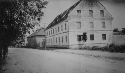 Sisak - Ulica - Obala Truskoga u Novom Sisku uz Kupu s kulom
