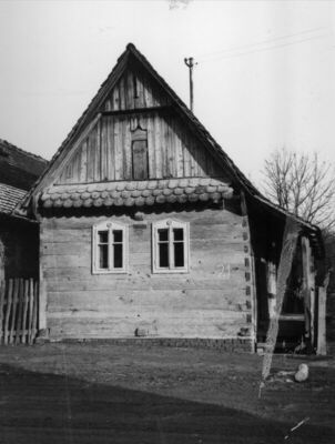 Krapje (Jasenovac) - Kuća kbr. 21, zabatno pročelje