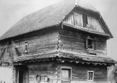 Greda Sunjska (Sunja) - Drvena katnica kbr. 50, vlasnica Kat