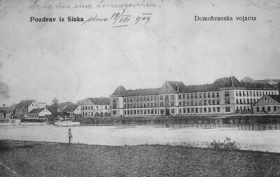 Sisak - Veduta grada s Domobranskom vojarnom