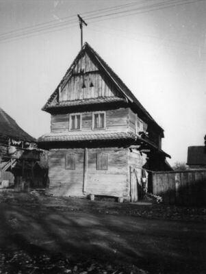 Krapje (Jasenovac) - Kuća kbr. 15, zabatno pročelje