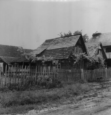 Žreme (Sunja) - Drvena prizemnica kbr. 17 čije su planjke sp