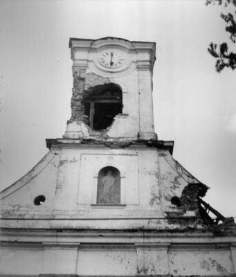 Sunja - Župna crkva Sv. Marije Magdalene - Gornji dio glavno