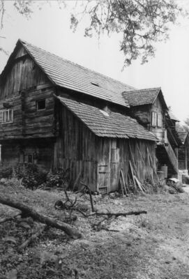 Hrastovica (Petrinja) - Stara drvena kuća, kbr. 76, građena 