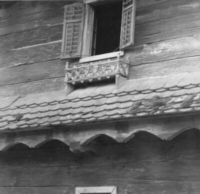Greda Sunjska (Sunja) - Detalj zabatnog pročelja kbr. 50: ko