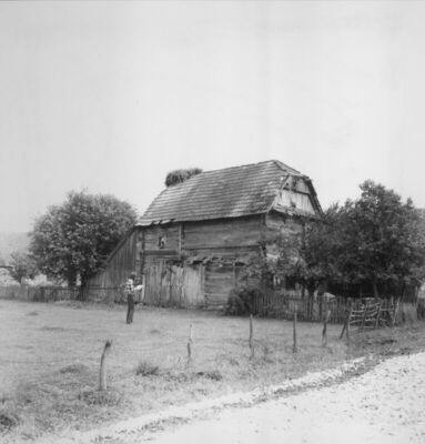 Greda Sunjska (Sunja) - Jugoistočno pročelje drvene katnice,