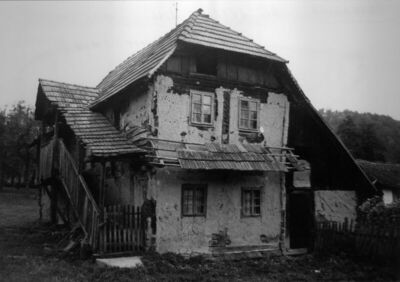 Švrakarica (Dvor na Uni) - Kuća Rade Medakovića, drvena s om