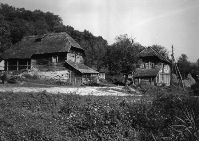 Nožinići (Dvor na Uni) - Kuća Slavice Nožinić i čardak Ilink