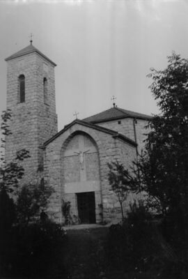 Popovača - Župna crkva sv. Alojzija - Pogled na glavno proče