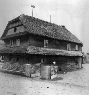 Gornja Letina (Sunja) - Drvena katnica kbr. 34, vlasnik Niko