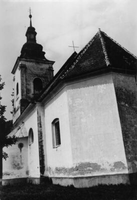 Prelošćica (Sisak) - Župna crkva Sv. Mihaela, vanjština: pog