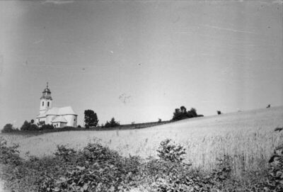 Divuša (Dvor na Uni) - Župna crkva sv. Katarine, barokna; to