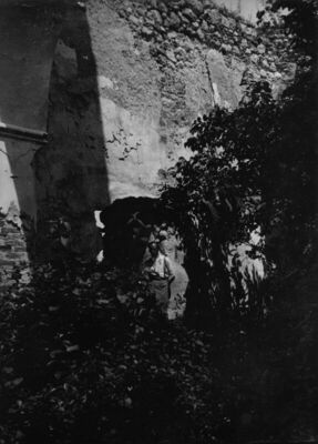 Hrastovica (Petrinja) - Kapela Sv. Duha, detalj vanjštine s 