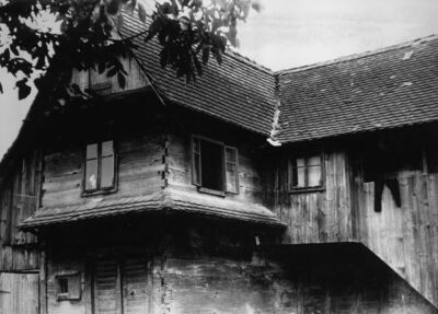 Gušće (Sisak) - Drvena katnica „na ključ" iz 1863. godine, k