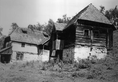 Zrinski Brđani (Dvor na Uni) - Kuća i čardak Nikole Roksandi