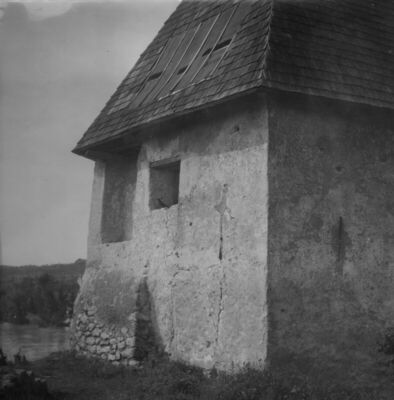 Hrvatska Kostajnica - Stari grad - Zapadna kula - oštećenje 