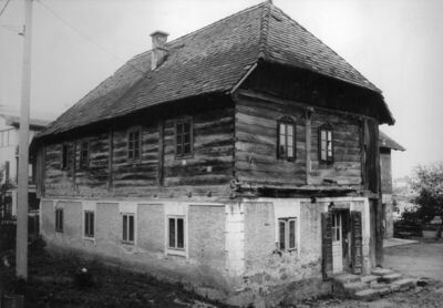 Matijevići (Dvor na Uni) - Kuća Pere Marijanovića, kamena, s