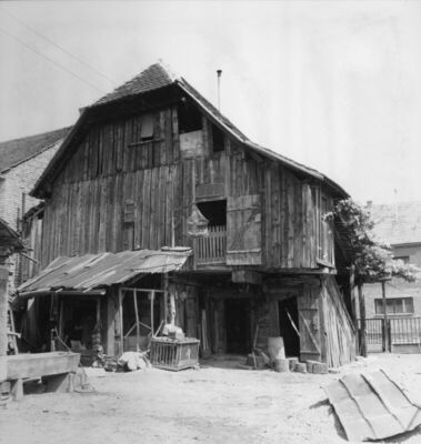 Odra Sisačka (Sisak) - Dvorišno zabatno pročelje drvene trad