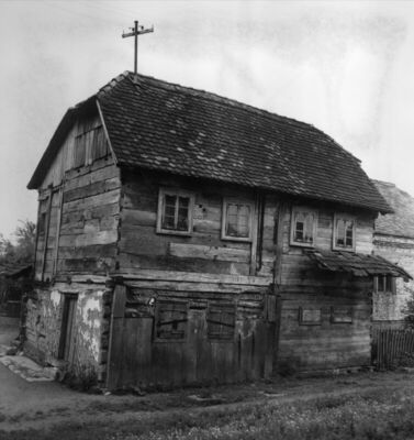 Gornja Letina (Sunja) - Stambena katnica kbr. 9, prigrađivan