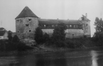 Sisak - Stari grad - Detalj: pogled s Kupe na zapadni trakt 