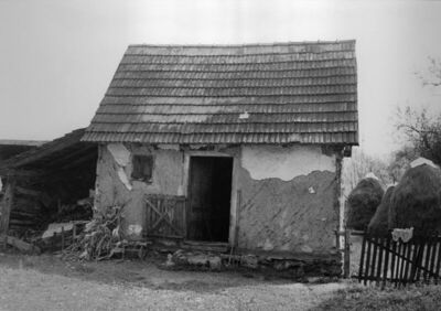 Struga Banska (Dvor na Uni) - Štala u vlasništvu Anke Knežev