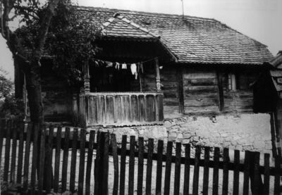 Gorička (Dvor na Uni) - Kuća Petra Arbutine, podignuta na pa