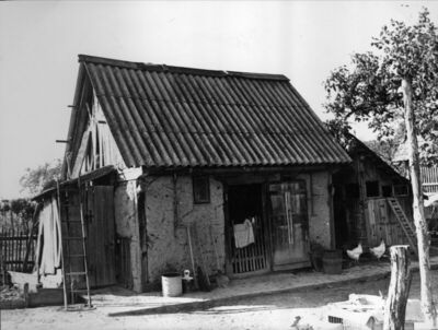 Osekovo (Popovača) - Gospodarska zgrada uz kuću kbr. 30; vla