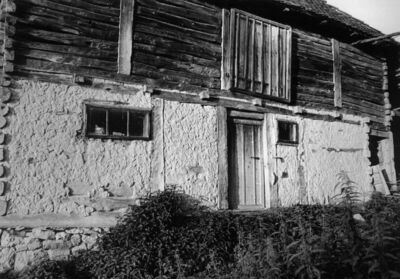 Donji Javoranj (Dvor na Uni) - Štala Petra Žunića, detalj na